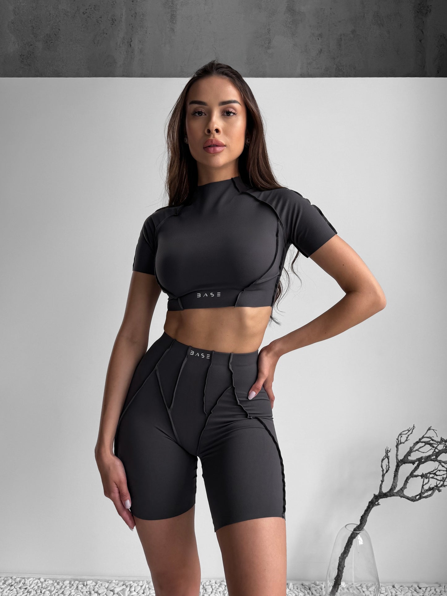 Zestaw treningowy Damskie Butterfly T-shirt i szorty grafit