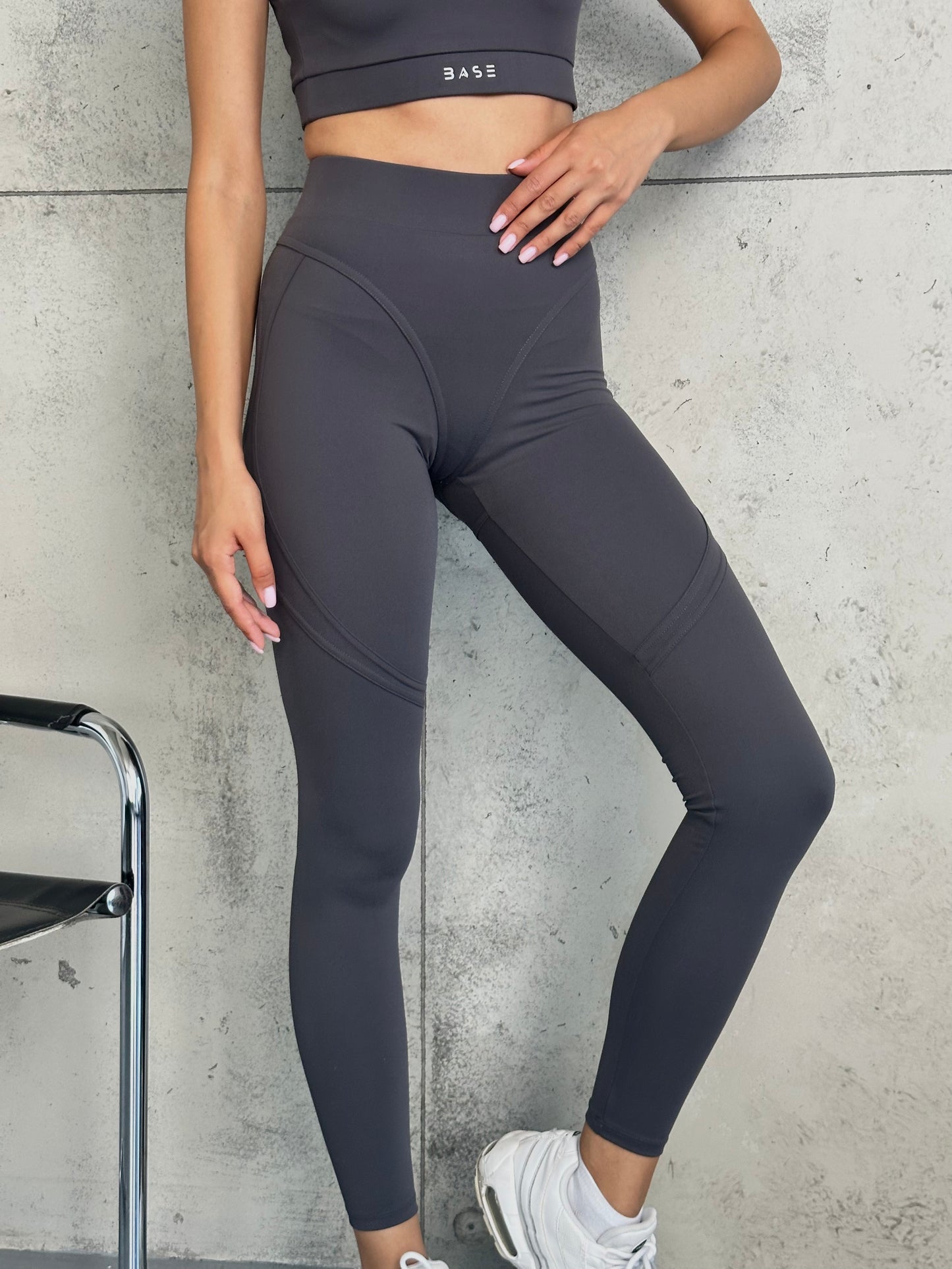 Legginsy treningowy Aura  grafit