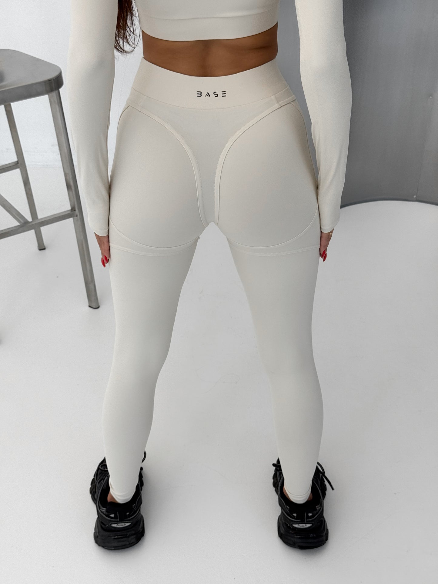 Legginsy treningowy Aura  beżowy
